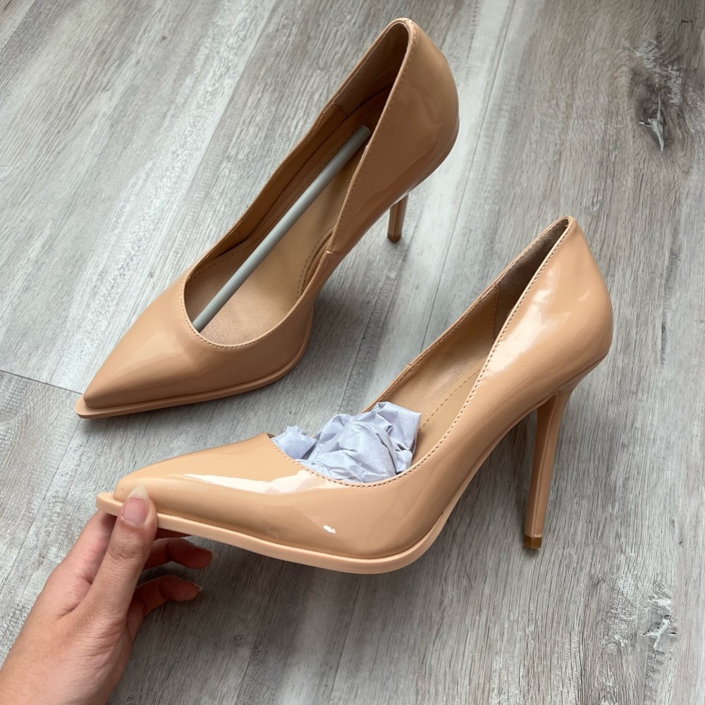 Nude Basic Pumps - image 1